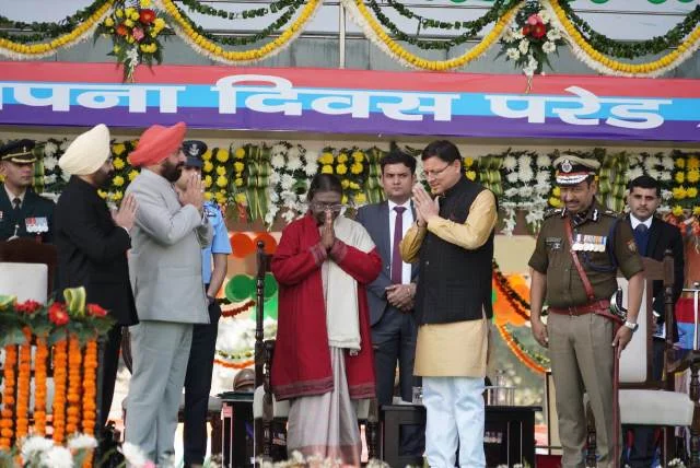 देहरादून में राज्य स्थापना दिवस का भव्य कार्यक्रम सम्पन्न