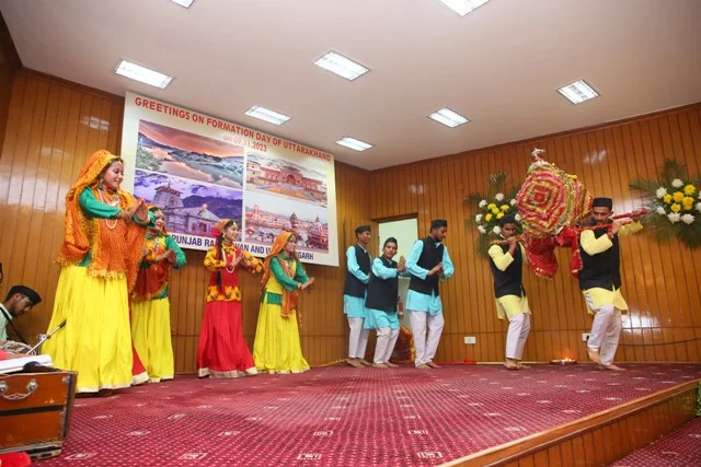 पंजाब राजभवन में हुआ उत्तराखंड के स्थापना दिवस समारोह का आयोजन