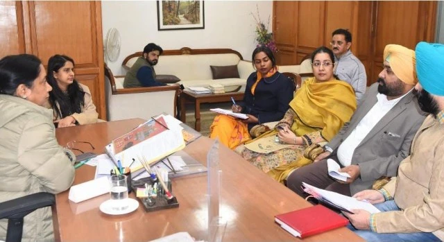 दिव्यांगजनों के बैकलॉग की प्रक्रिया को जल्द मुकम्मल किया जायेः डॉ. बलजीत कौर