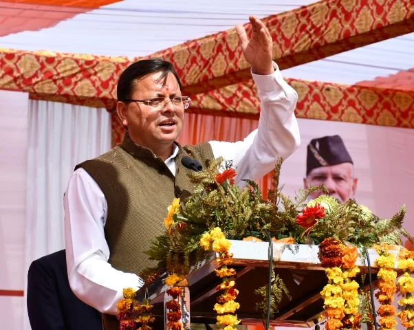 मुख्यमंत्री ने 2600 लाभार्थियों को किया नजूल भूमि पट्टा का निशुल्क वितरण