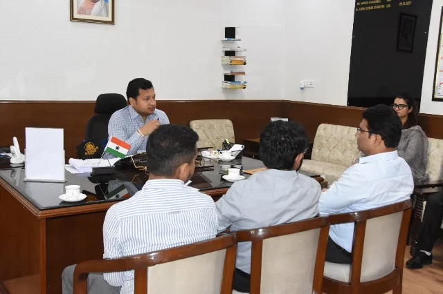 एडीसी व स्वीप के नोडल अधिकारी ने लोकसभा चुनाव की तैयारियों का लिया जायजा