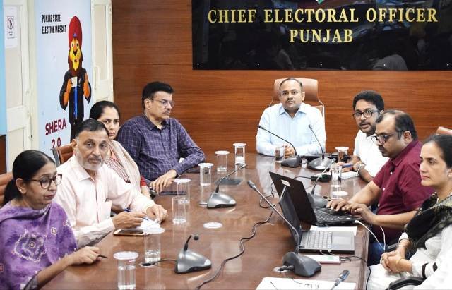 पोलिंग बूथों पर कतार की जानकारी घर बैठे मिलेगी - सिबिन सी