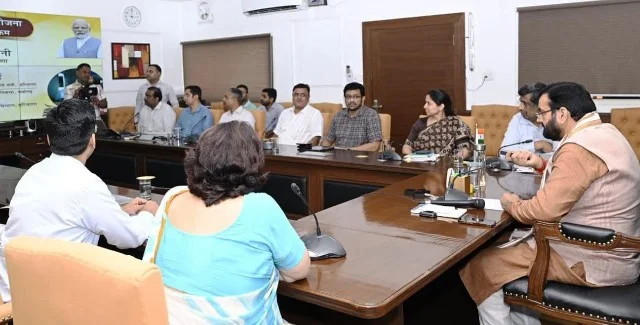 सीएम ने हर घर-हर गृहिणी योजना का ऑनलाइन पोर्टल किया लांच