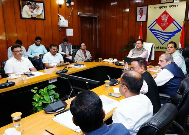 सीएम ने राज्य स्थापना दिवस की तैयारियों पर की मैराथन मीटिंग