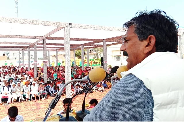 राज्य सरकार प्रदेश के चहुंमुखी विकास के लिए प्रयासरत - बेदी