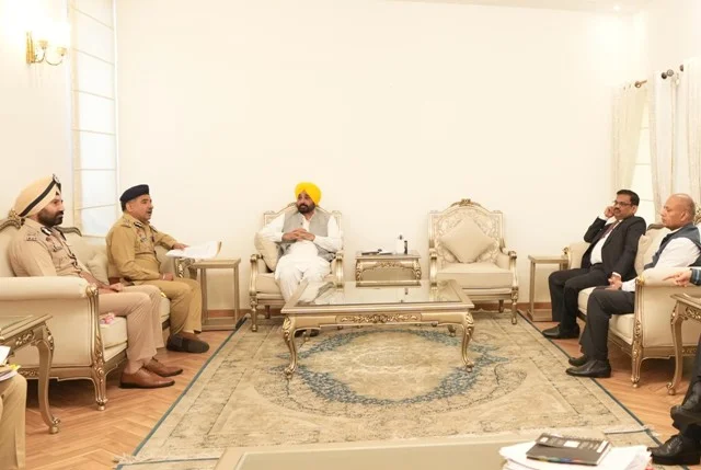 सीमा पर सतर्कता बढ़ाने के लिए होमगार्ड जवान किए जाएंगे भर्ती - सीएम