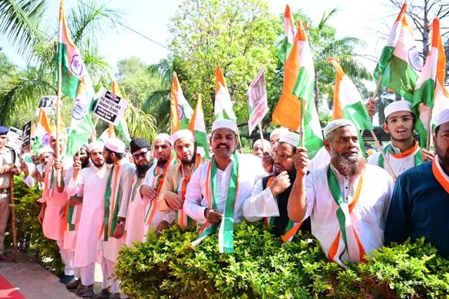 "तिरंगा शौर्य सम्मान यात्रा" में उत्साहपूर्ण भागीदारी ने दिखाया देशभक्ति का जज्बा