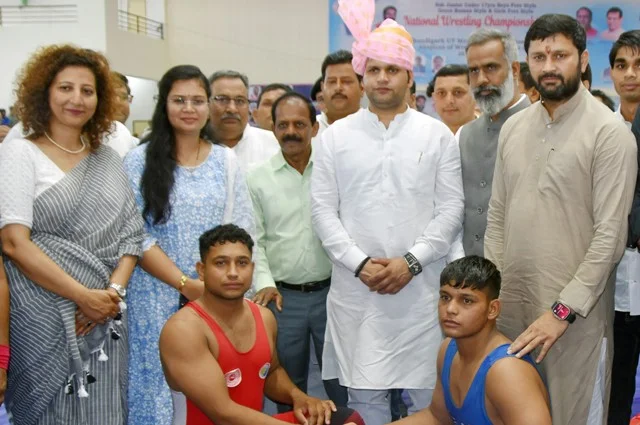 युवा खेलों में भविष्य बनाए और आगे बढ़ें - गौतम