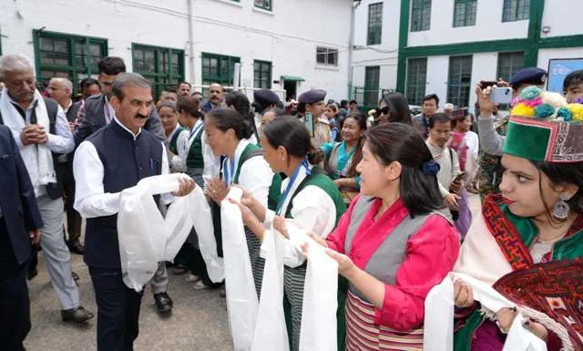 सुक्खू ने बुद्ध की शिक्षाओं को आत्मसात करने का किया आह्वान