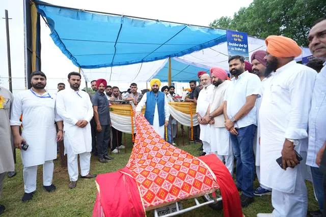 ग्रामीण खेलों के पुनरुद्धार के लिए दूर की जाएंगी कानूनी रुकावटें - मान