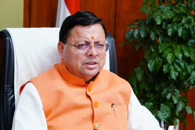 अधिकारियों को परियोजना समय से पूरा करने के दिए गए सख्त निर्देश