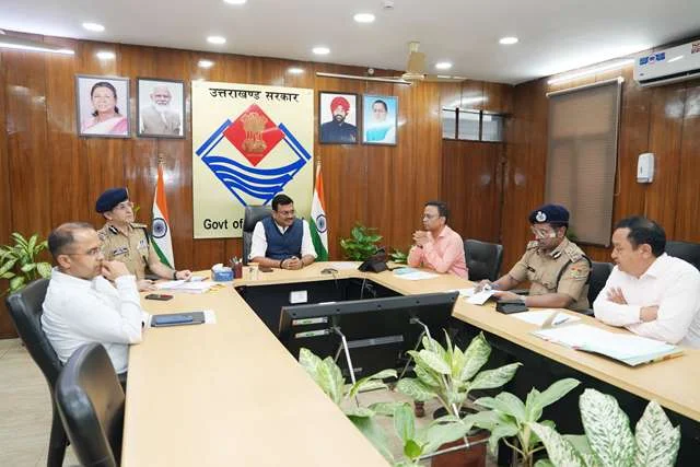 श्रद्धालु सुरक्षा को लेकर सचिवालय में बैठक
