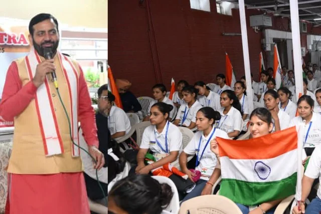 एकता का संदेश लेकर चंडीगढ़ से निकली तिरंगा यात्रा