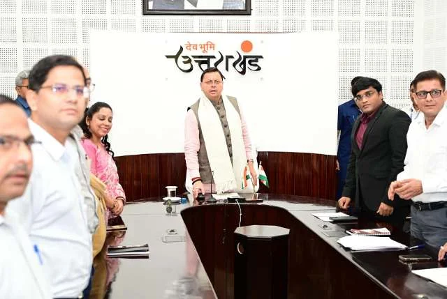 मुख्यमंत्री धामी ने श्रमिकों के लिए चलाए गए विशेष अभियान का किया शुभारंभ