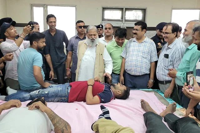 अनिल विज ने पीएम मोदी की कार्यशैली और सेवा भावना की सराहना की