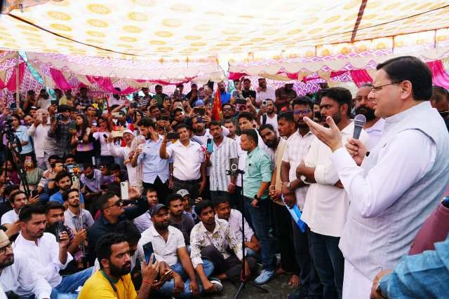 उत्तराखंड सरकार ने परीक्षा प्रकरण पर दिखाई सख्ती