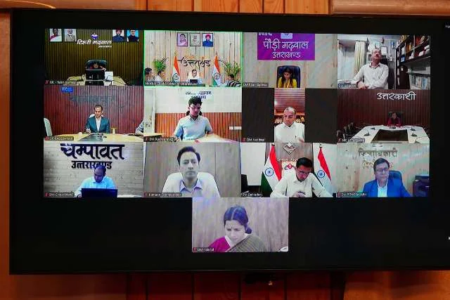 कानून व्यवस्था और जन सुविधाओं पर सीएम धामी ने कड़ा रुख दिखाया