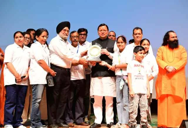 आपदा राहत में अहम भूमिका निभाने वाली टीमों को मिला सम्मान