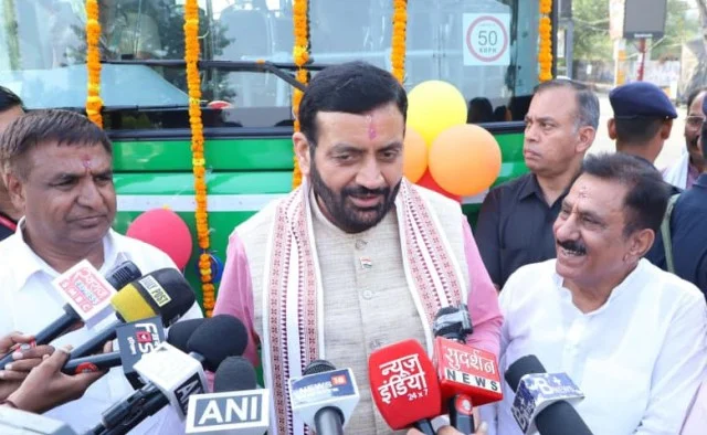 कुरुक्षेत्र में शुरू हुई इलेक्ट्रिक बस सेवा, आम नागरिकों को दीपावली तक फ्री यात्रा का लाभ