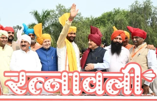 कुरुक्षेत्र विश्वविद्यालय में रंगारंग कार्यक्रमों संग शुरू हुआ रत्नावली महोत्सव