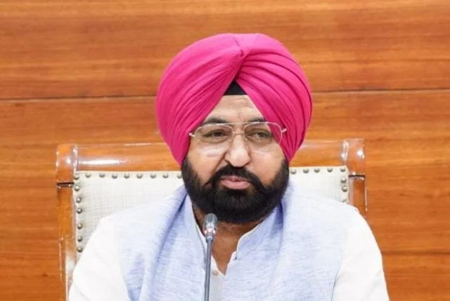 मंत्री मुंडियां ने कहा – डोर-स्टेप डिलीवरी से लोगों को मिल रही सुविधा और पारदर्शिता