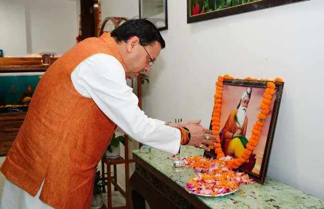 सीएम धामी ने कहा – महर्षि वाल्मीकि की शिक्षाएं आज भी मानवता को करती हैं प्रेरित