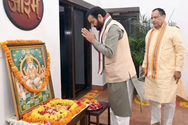 ‘संत कबीर कुटीर’ में मुख्यमंत्री सैनी ने मनाया भगवान विश्वकर्मा दिवस