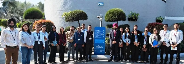 इन्फोसिस आईटी पार्क में हरियाणा के छात्रों ने जानी आधुनिक शोध व टेक्नोलॉजी