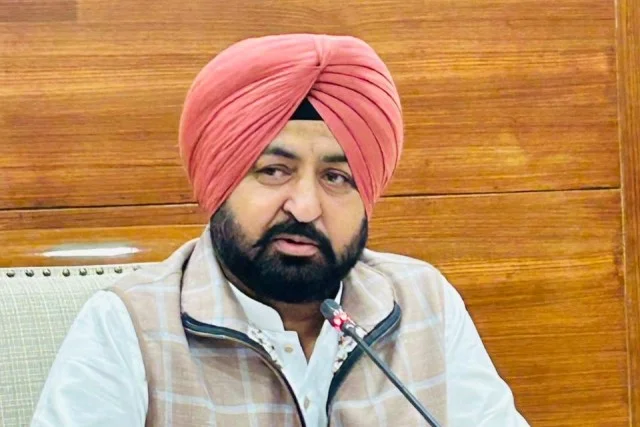 पंजाब सरकार ने रियल एस्टेट परियोजनाओं की स्वीकृति प्रक्रिया को किया सरल