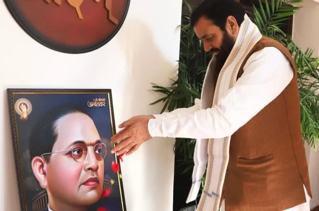 अंबेडकर को श्रद्धांजलि देते हुए सीएम ने बताया—उनका संघर्ष सबके लिए प्रेरणा