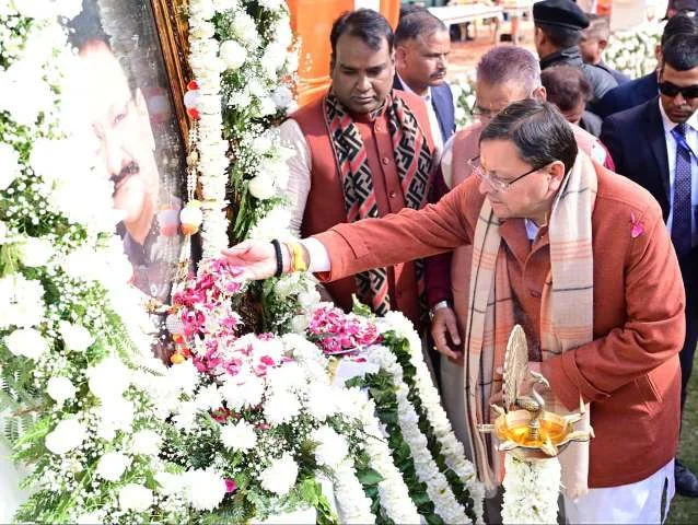 उमेश अग्रवाल का जीवन राष्ट्रसेवा को समर्पित धामी