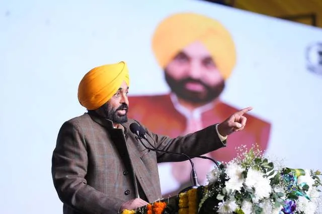 आम आदमी पार्टी सरकार शिक्षा ढांचे को कर रही मजबूत सीएम मान