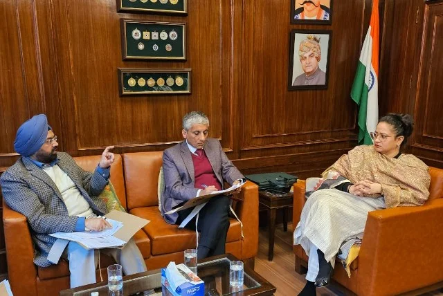 गुणवत्तापूर्ण और समान स्वास्थ्य सेवाएं सुनिश्चित करने पर जोर आरती सिंह राव