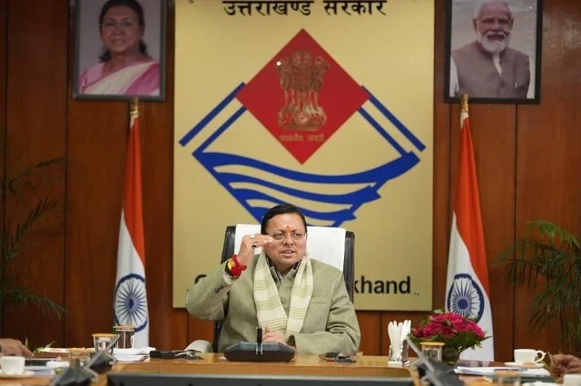 रेल परियोजनाओं की समीक्षा, सीएम धामी ने दिए अहम निर्देश