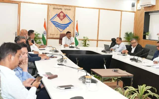 उत्तराखंड में LPG वितरण सुधार के लिए मुख्य सचिव ने दिए अहम निर्देश