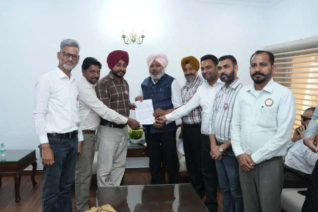 कर्मचारी हितों के समाधान के लिए सरकार ने तेज की कार्रवाई प्रक्रिया