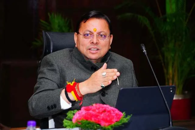 गंगा रिवरफ्रंट और कॉरिडोर प्रोजेक्ट्स को शीघ्र पूरा करने के निर्देश