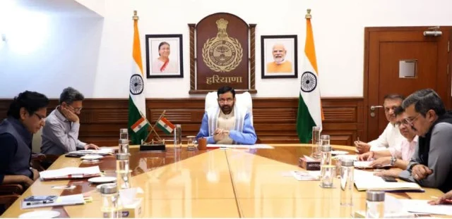 प्रगति बैठक में विभिन्न विभागों को परियोजनाओं पर दिशा-निर्देश जारी