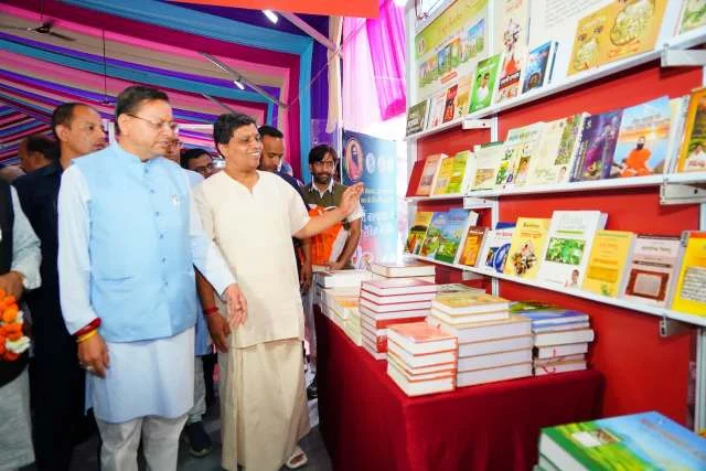 बुक फेस्टिवल-2026 में क्षेत्रीय भाषाओं की पुस्तकों का लोकार्पण हुआ