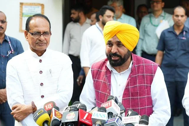 भूजल संरक्षण और किसानों के हितों को लेकर शिवराज चौहान से मिले मुख्यमंत्री मान