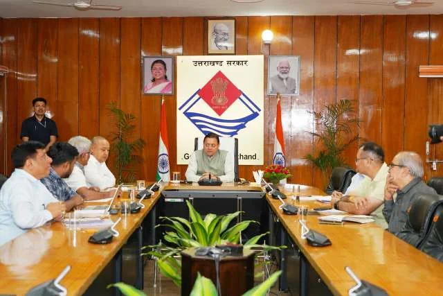 मास्टर प्लान के तहत बद्रीनाथ धाम के समग्र विकास पर जोर