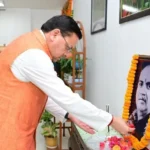 धामी ने जनसंघ के संस्थापक डॉ. मुखर्जी को किया याद