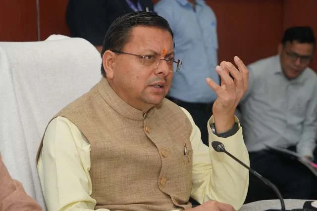त्वरित निर्णय, समन्वय और तकनीक से होगा बेहतर राहत एवं बचाव कार्य धामी